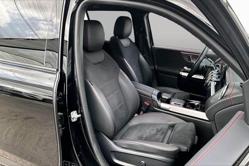 2023 Mercedes-Benz EQB 350 - Image 8