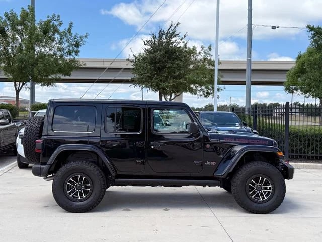 2025 Jeep Wrangler - Image 4
