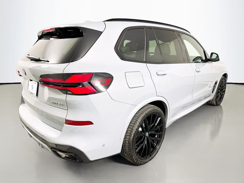 2026 BMW X5 - Image 5