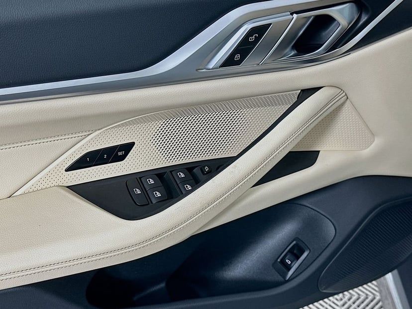 2023 BMW i4 - Image 18
