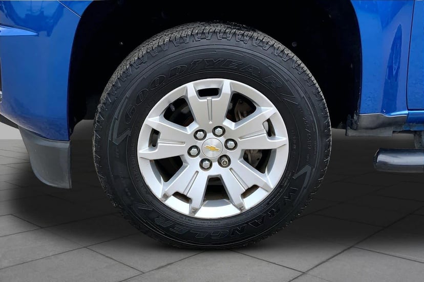 2019 Chevrolet Colorado - Image 11