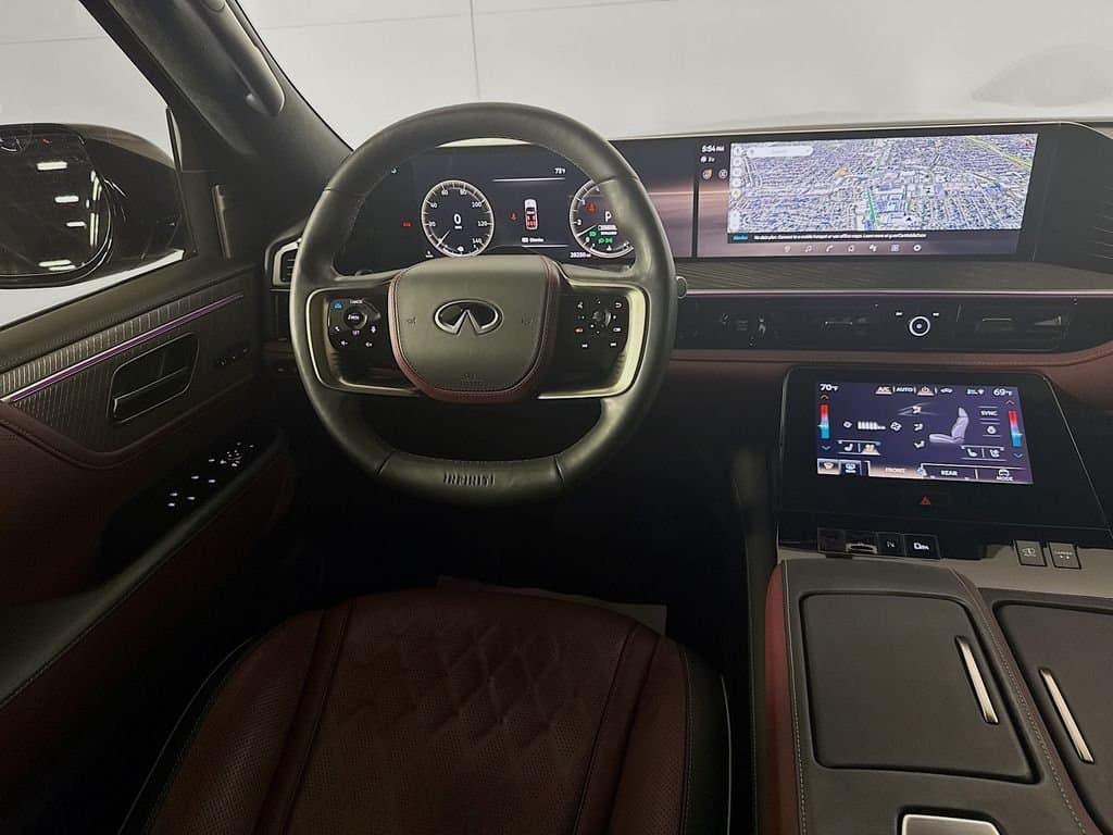 2025 INFINITI QX80 - Image 30