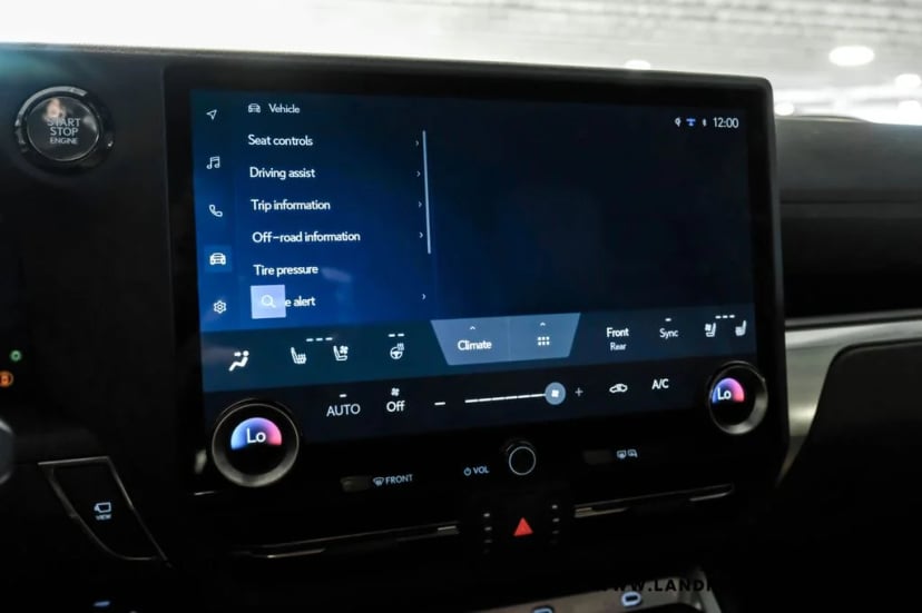 2024 Lexus GX - Image 30