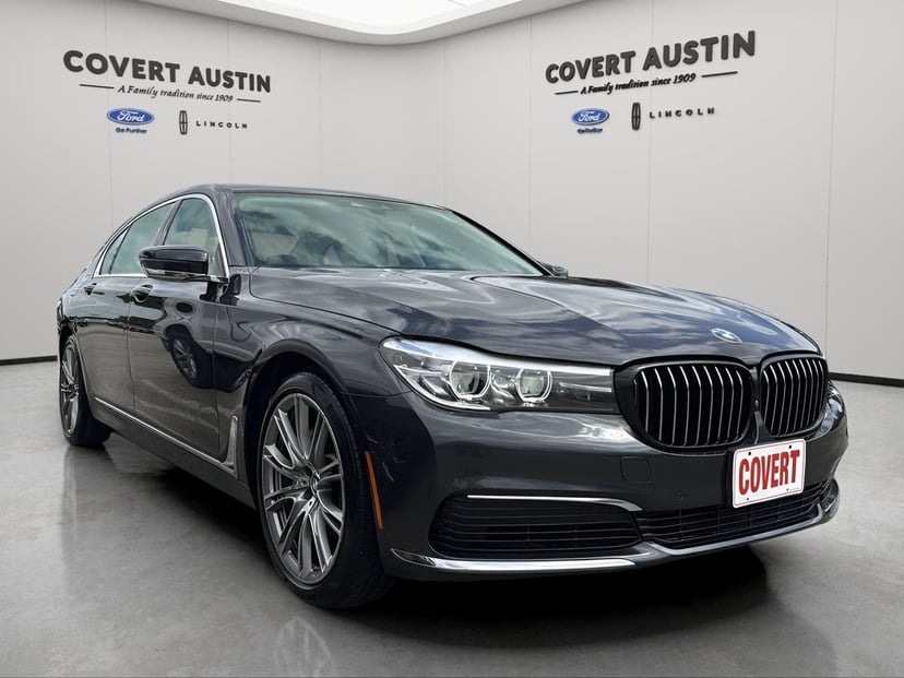 2019 BMW 7 Series - Image 7