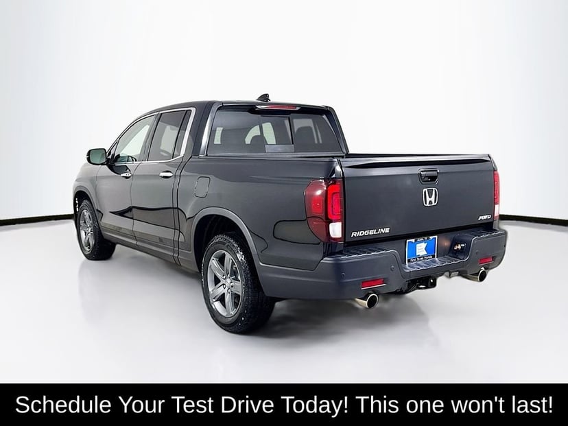 2023 Honda Ridgeline - Image 5