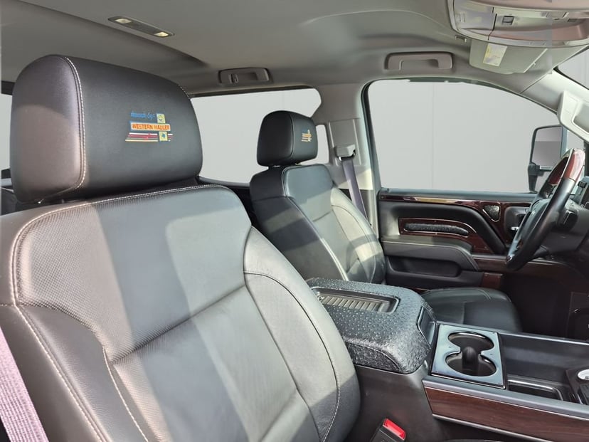 2016 Chevrolet Silverado 3500HD - Image 16