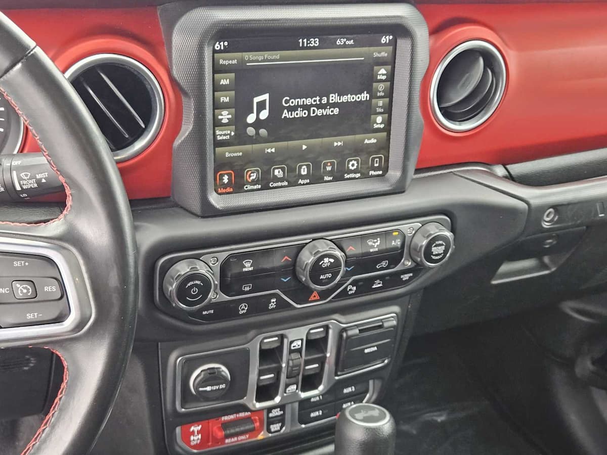 2021 Jeep Wrangler - Image 15