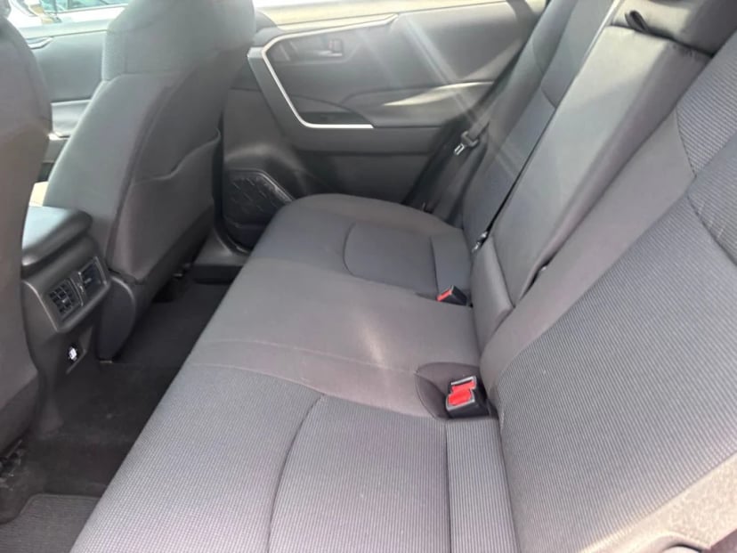 2025 Toyota RAV4 - Image 24