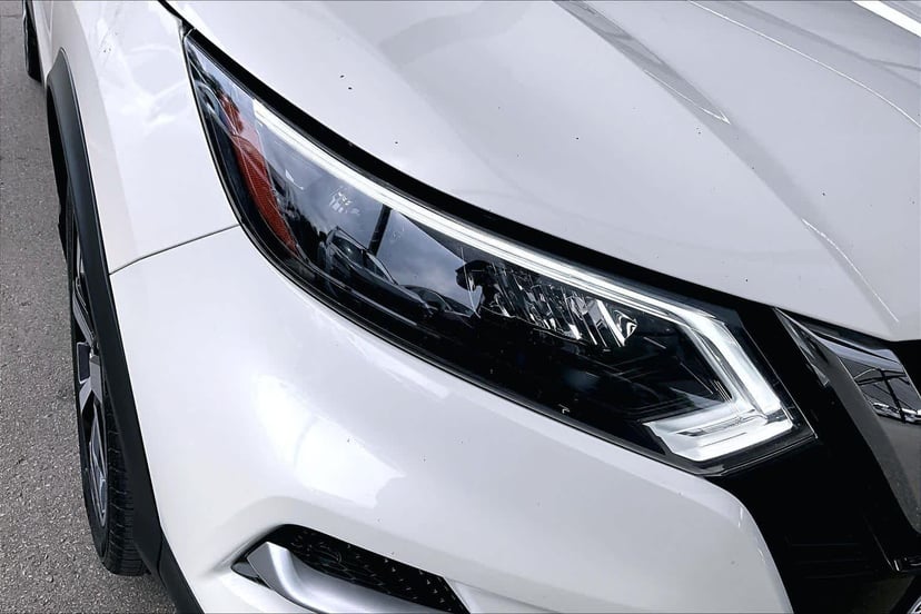 2022 Nissan Rogue Sport - Image 28