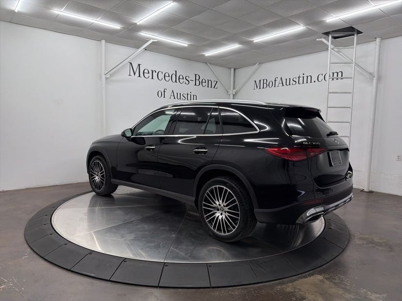 2026 Mercedes-Benz GLC - Image 5