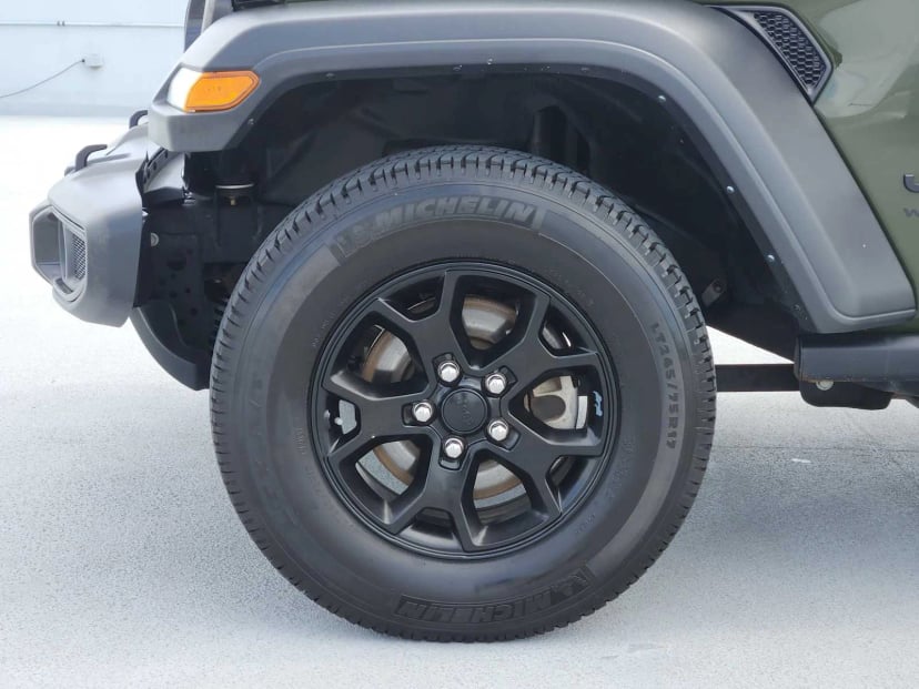 2022 Jeep Wrangler - Image 10