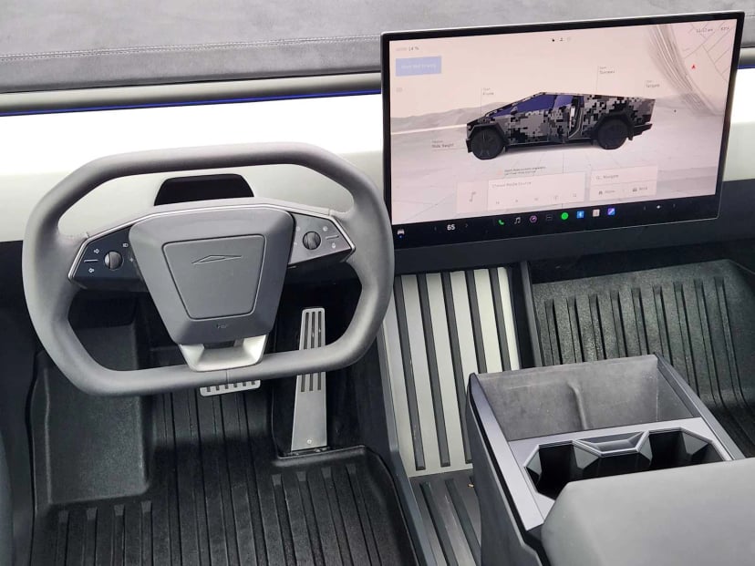 2024 Tesla Cybertruck - Image 22