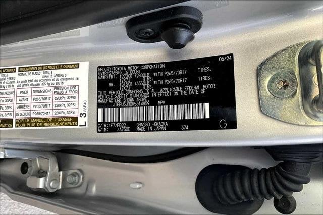2024 Toyota 4RUNNER - Image 33