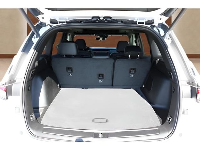 2026 Jeep Grand Cherokee - Image 17