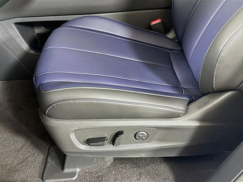 2027 INFINITI QX60 - Image 23