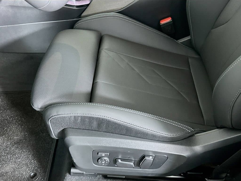 2026 BMW X3 - Image 21