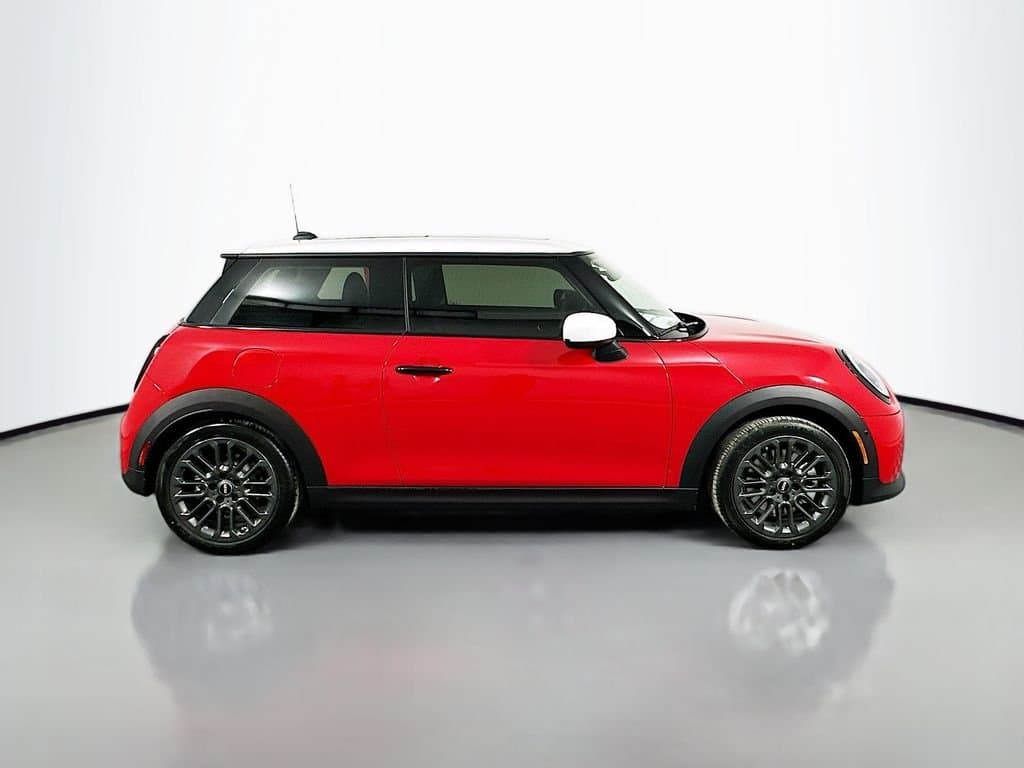2025 MINI Cooper - Image 4