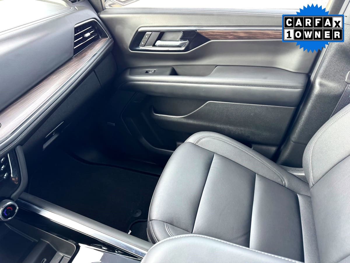2025 Chevrolet Tahoe - Image 31