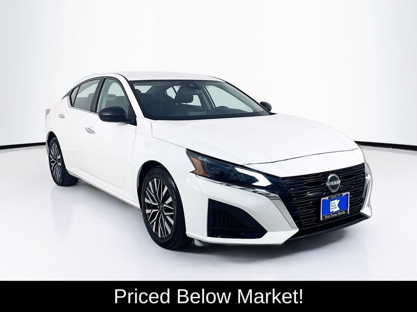 2025 Nissan Altima - Image 1