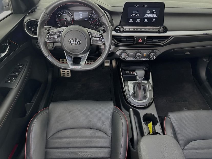 2020 Kia Forte - Image 28