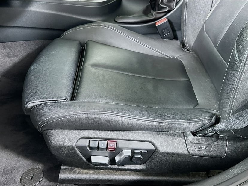 2016 BMW 3 Series - Image 19