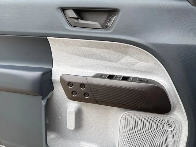 2025 Ford Maverick - Image 22