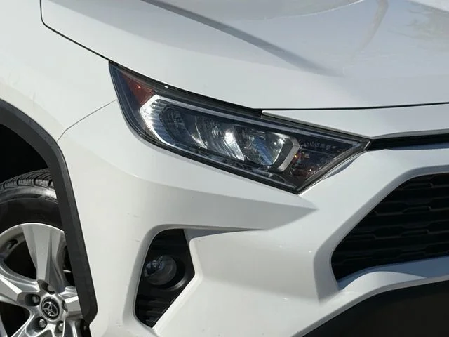 2021 Toyota RAV4 - Image 3