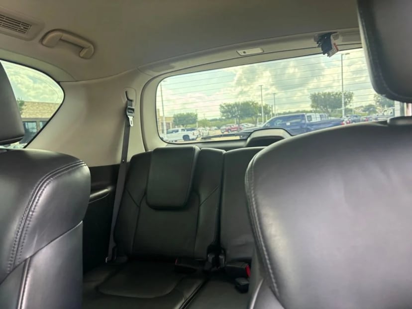 2021 Nissan Armada - Image 30