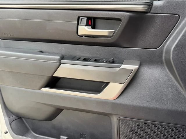 2023 Toyota Tundra - Image 22
