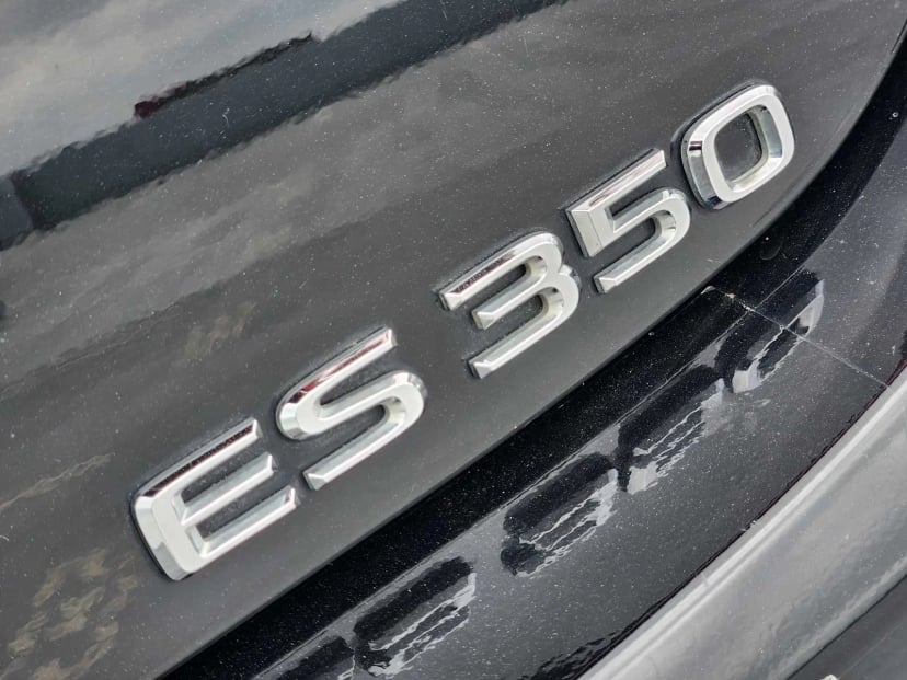 2021 Lexus ES 350 - Image 11