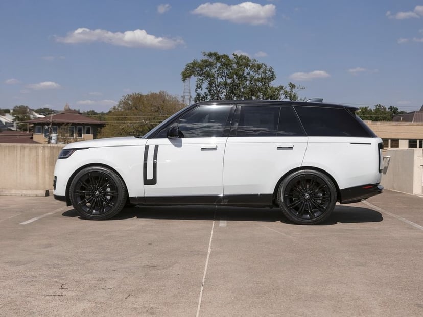 2025 Land Rover Range Rover - Image 1