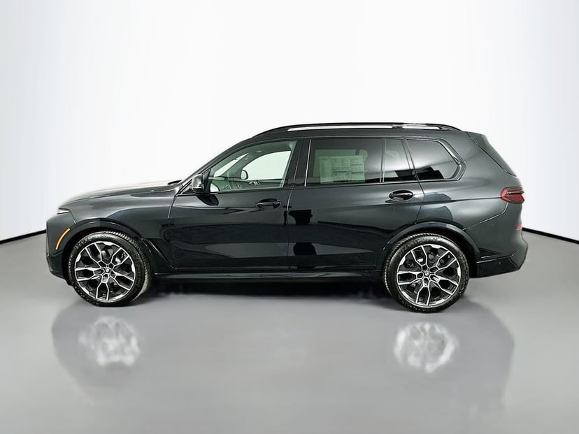 2026 BMW X7 - Image 8