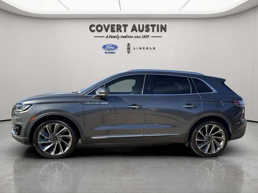 2020 Lincoln Nautilus - Image 2
