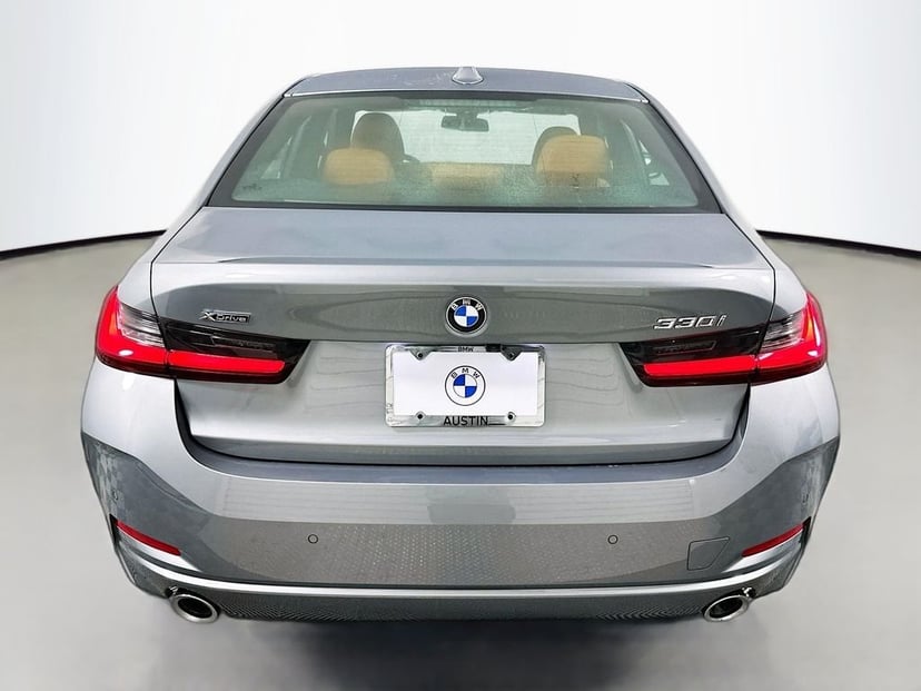 2026 BMW 3 Series - Image 6