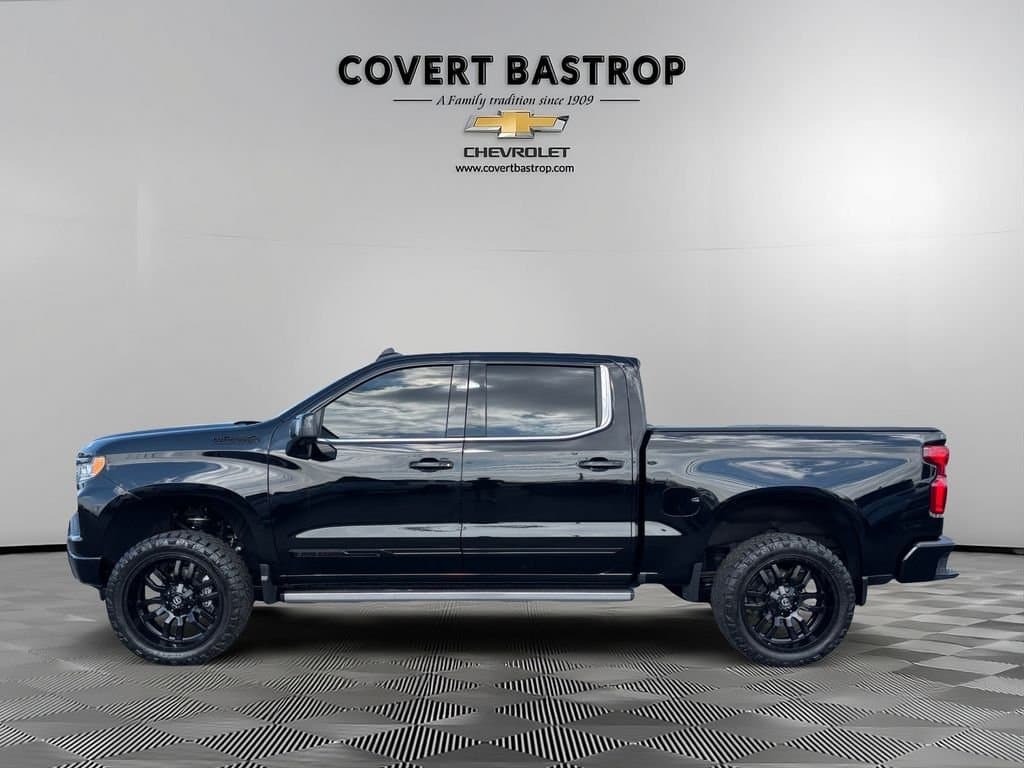 2024 Chevrolet Silverado 1500 - Image 4