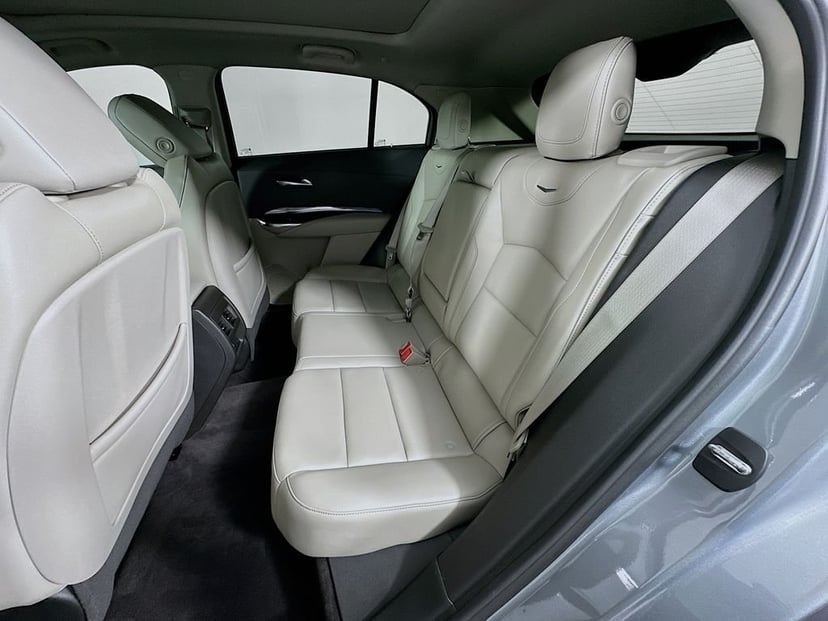 2023 Cadillac XT4 - Image 24