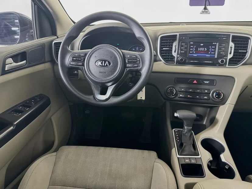 2017 Kia Sportage - Image 25