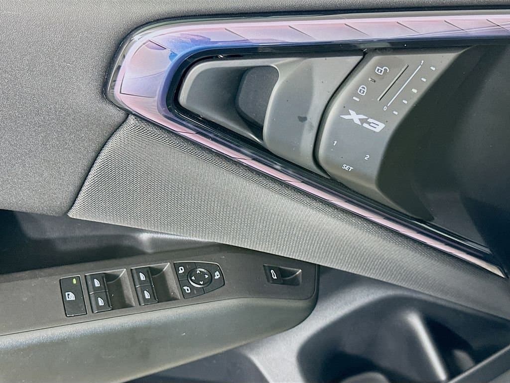 2025 BMW X3 - Image 17