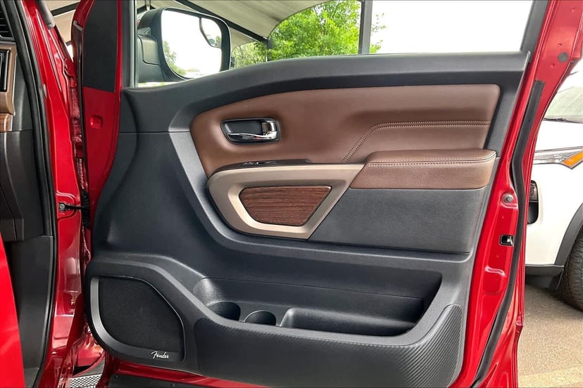 2021 Nissan Titan - Image 23