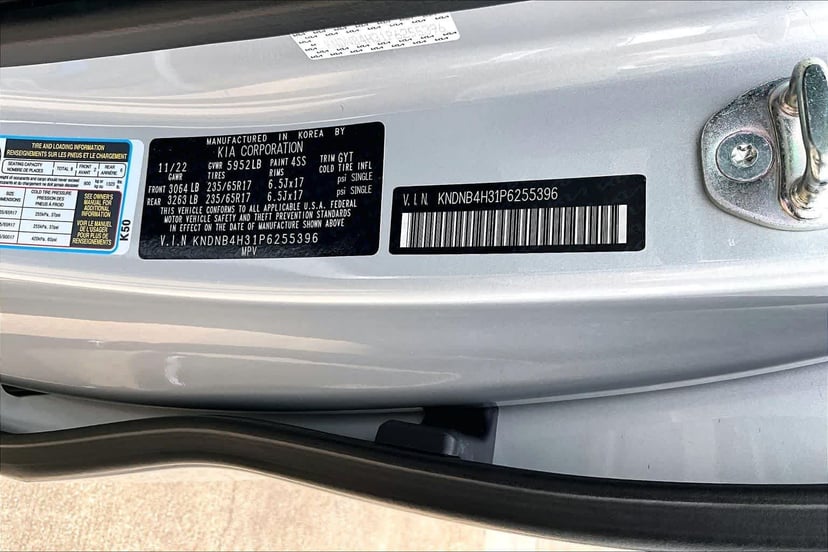 2023 Kia Carnival - Image 34