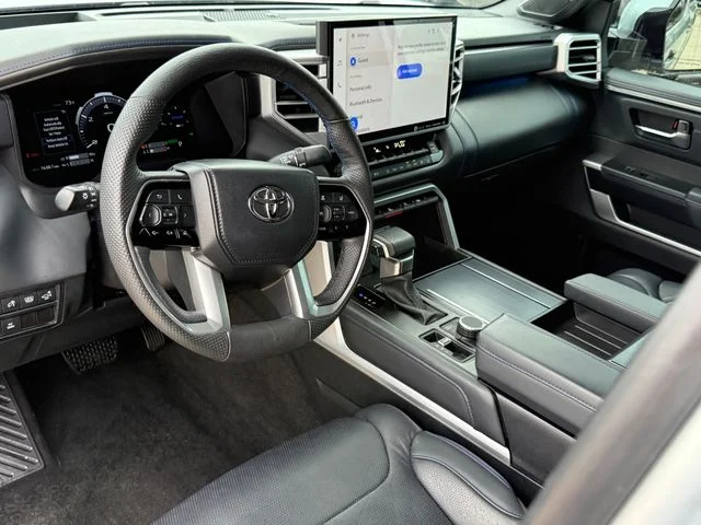 2023 Toyota Tundra Hybrid - Image 9