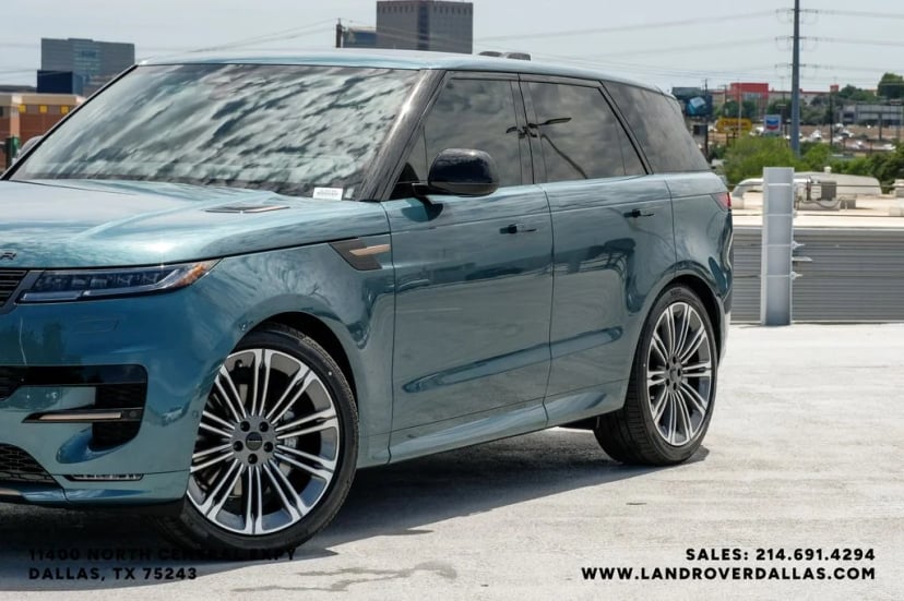 2026 Land Rover Range Rover Sport - Image 4