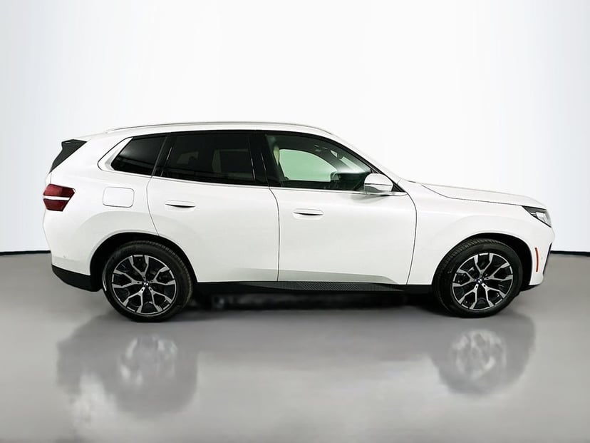 2026 BMW X3 - Image 3