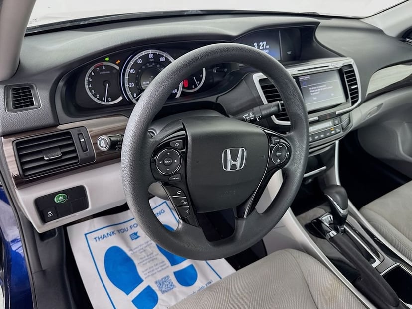 2016 Honda Accord - Image 11