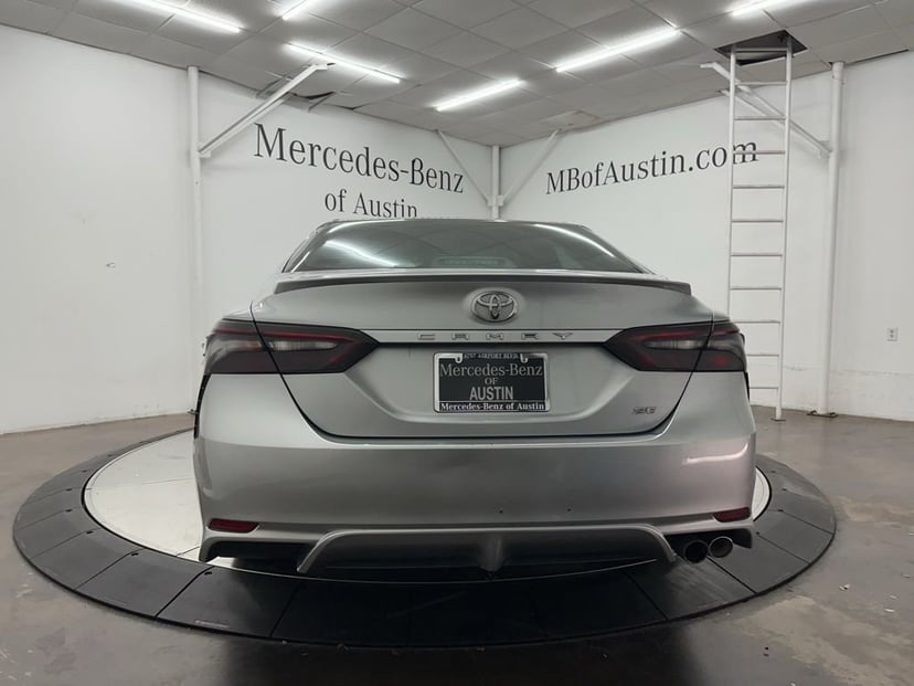2018 Toyota Camry - Image 6