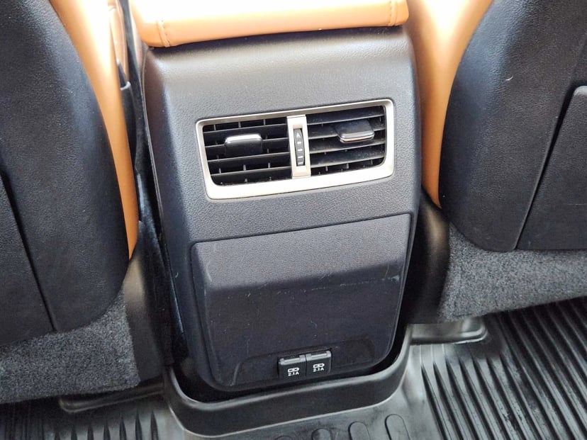 2022 Lexus RX 350 - Image 31