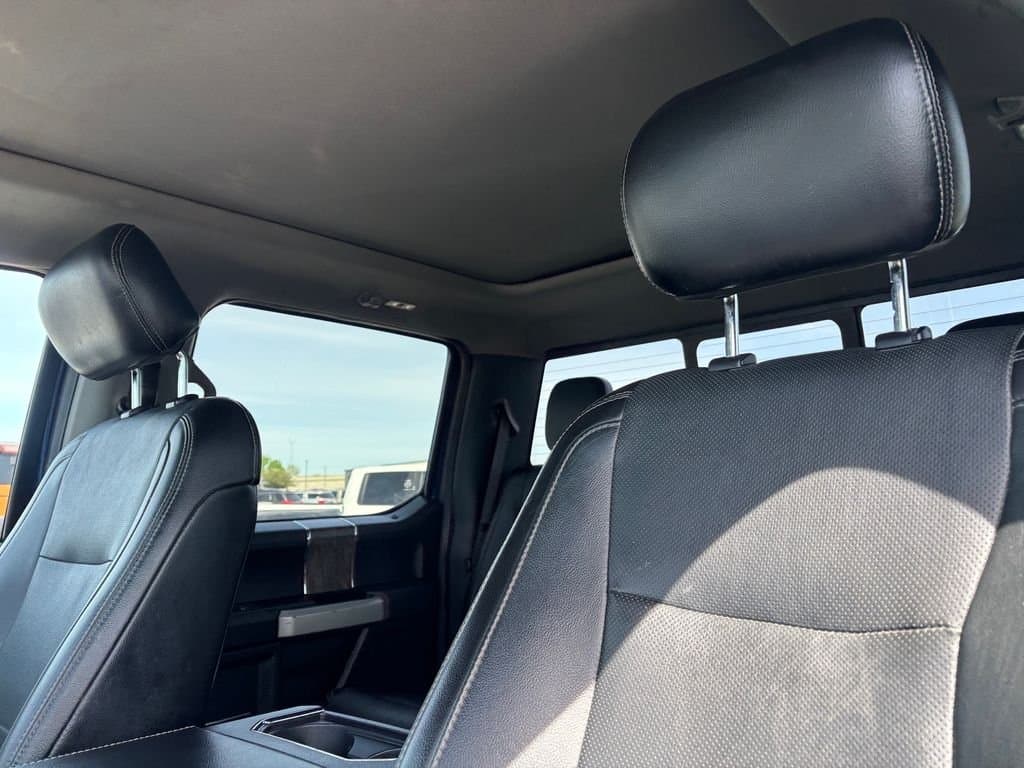 2017 Ford F-350SD - Image 10