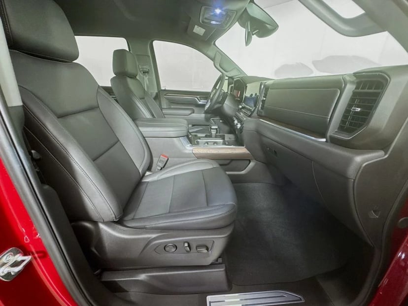 2025 GMC Sierra 1500 - Image 33