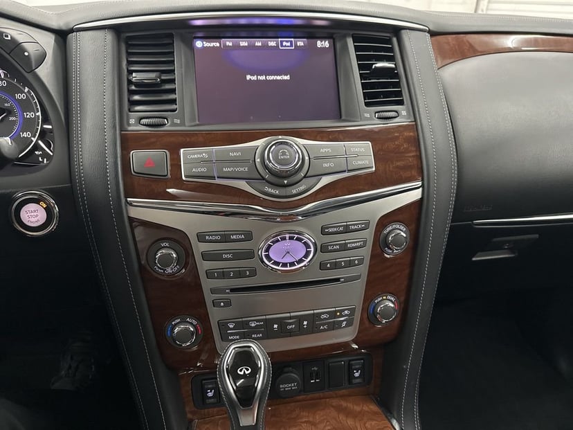 2018 INFINITI QX80 - Image 16