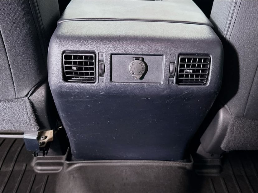 2018 Toyota Tundra - Image 25